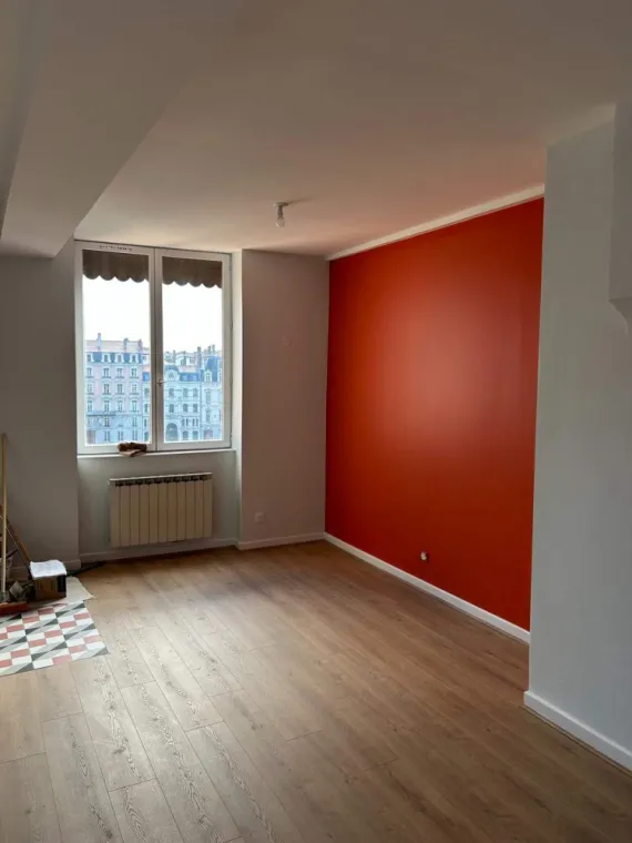 Rénovation complète d’un appartement avec peinture et mise en couleur à Villeurbanne, Villeurbanne, Milhan Déco